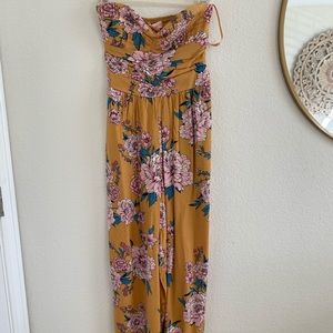 NWOT Band of Gypsies Strapless Floral Jumpsuit